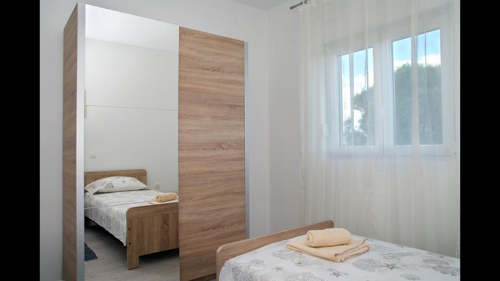 Holiday Home Luka Zadar Exterior photo