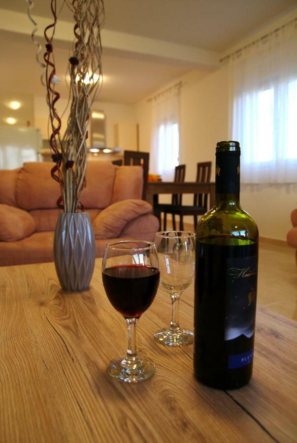 Holiday Home Luka Zadar Exterior photo