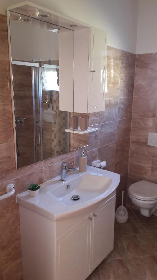 Holiday Home Luka Zadar Exterior photo